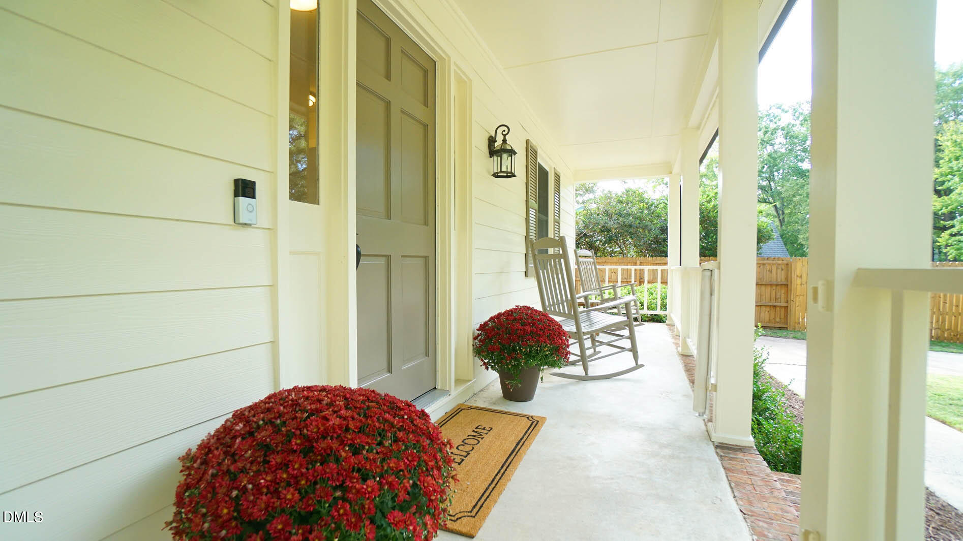 106 Abbey Lane Property Photo 3