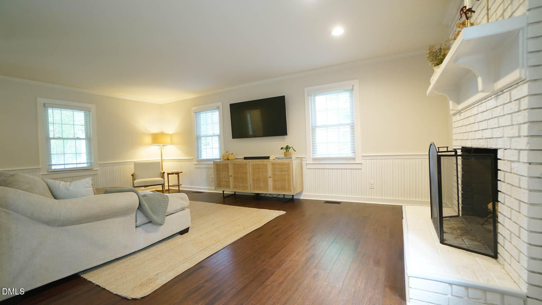 106 Abbey Lane Property Photo 18