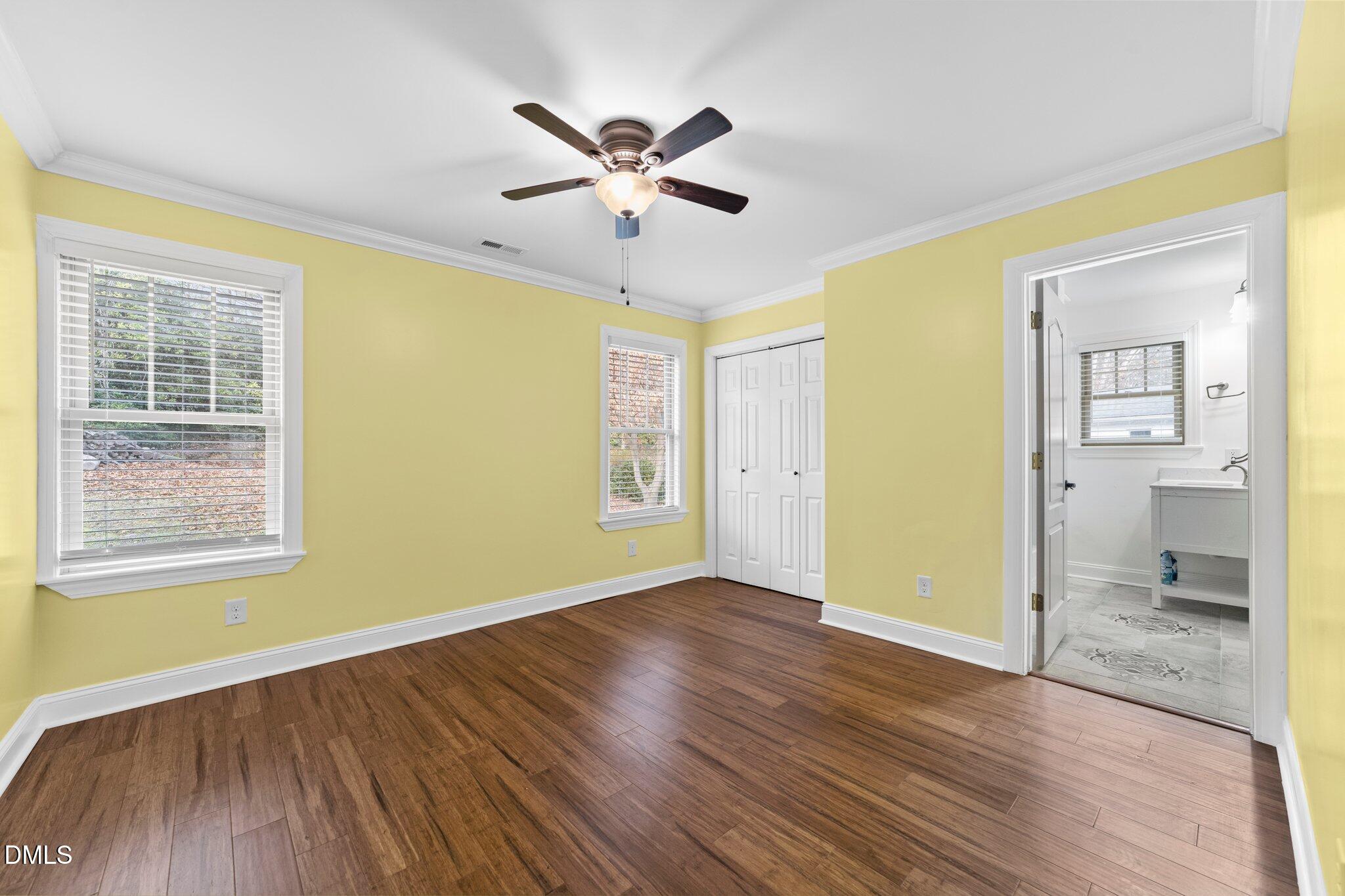 5019 Hollyridge Drive Property Photo 24