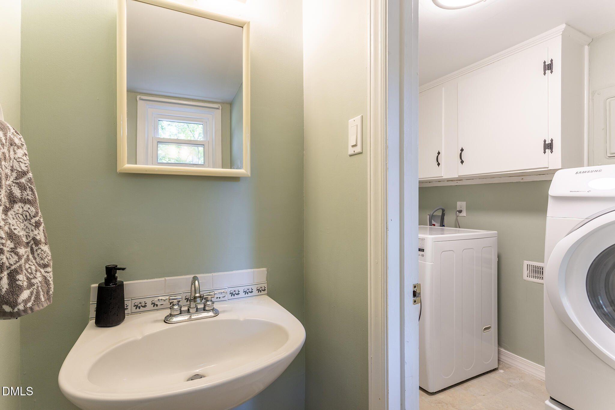 4405 David Street Property Photo 40