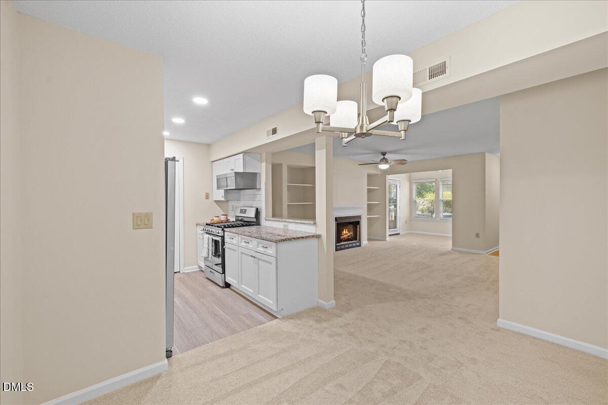 1301 Hillbrow Lane 203 Property Photo 11