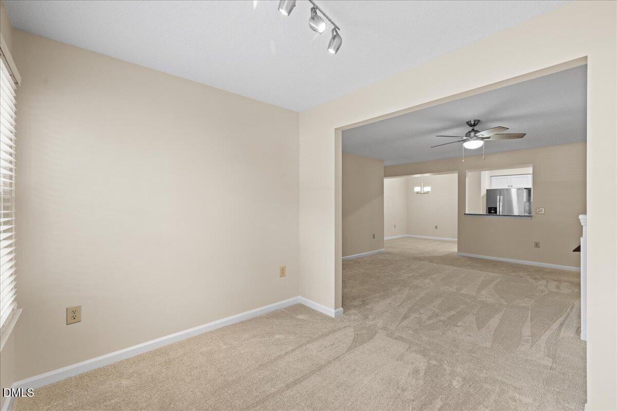 1301 Hillbrow Lane 203 Property Photo 17