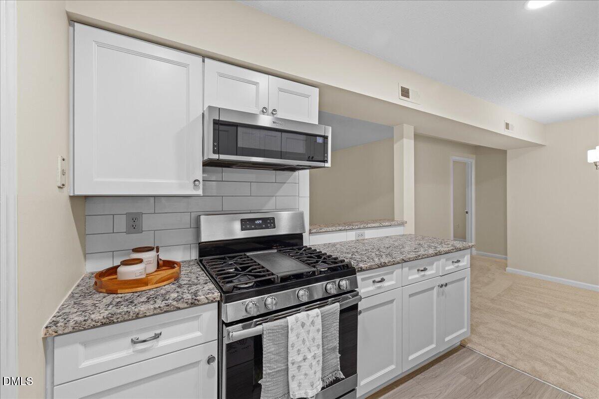 1301 Hillbrow Lane 203 Property Photo 2
