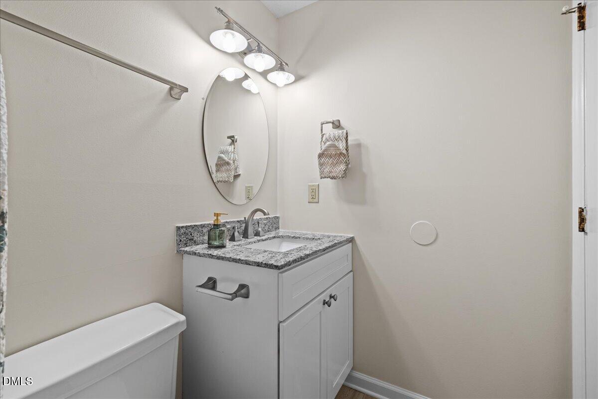 1301 Hillbrow Lane 203 Property Photo 6