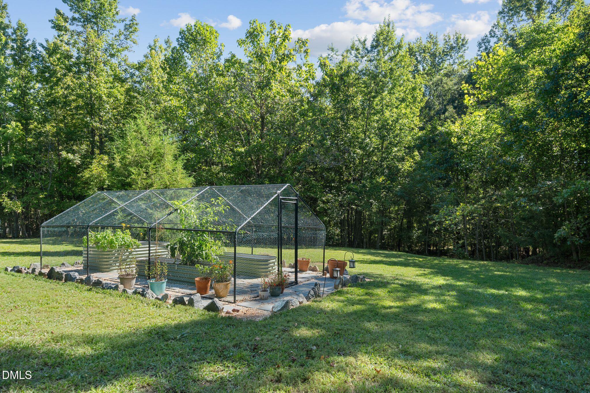 212 Shady Grove Drive Property Photo 44