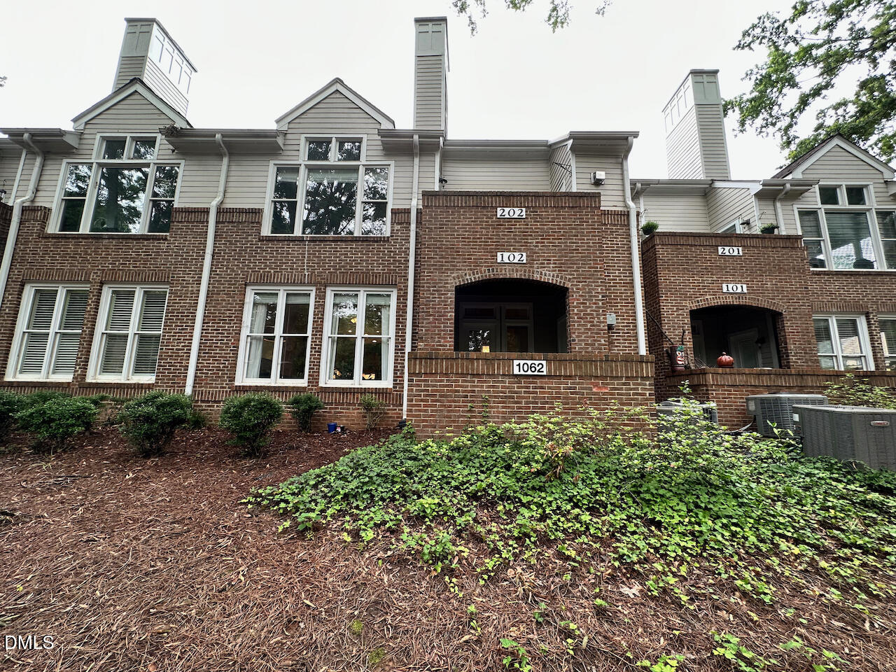 1062 Washington Street Property Photo 21