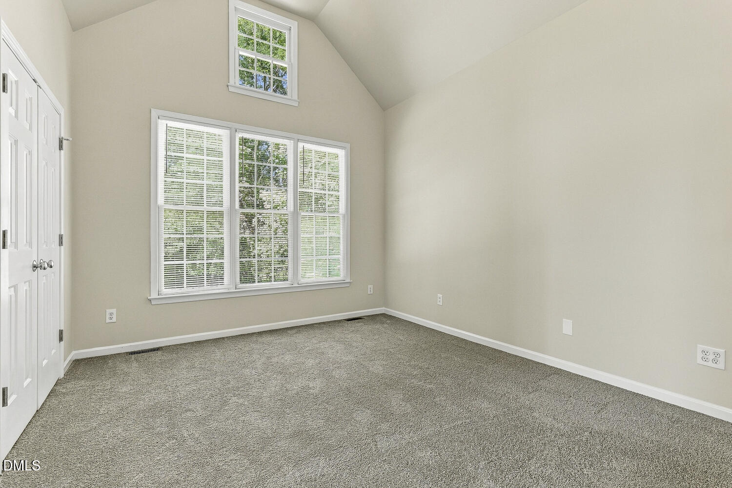 1612 Heritage Garden Street Property Photo 23