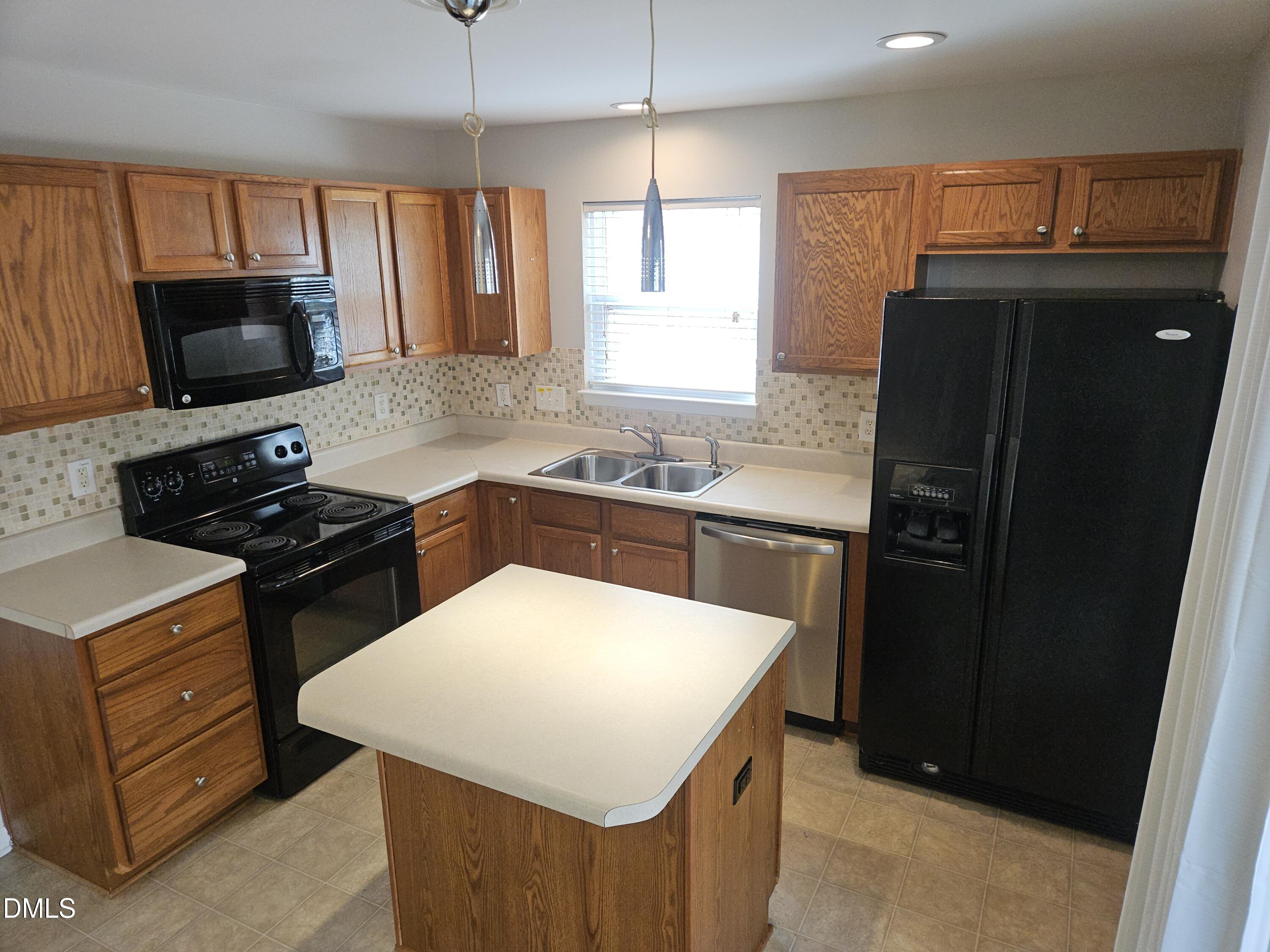 106 Shelter Haven Drive Property Photo 6