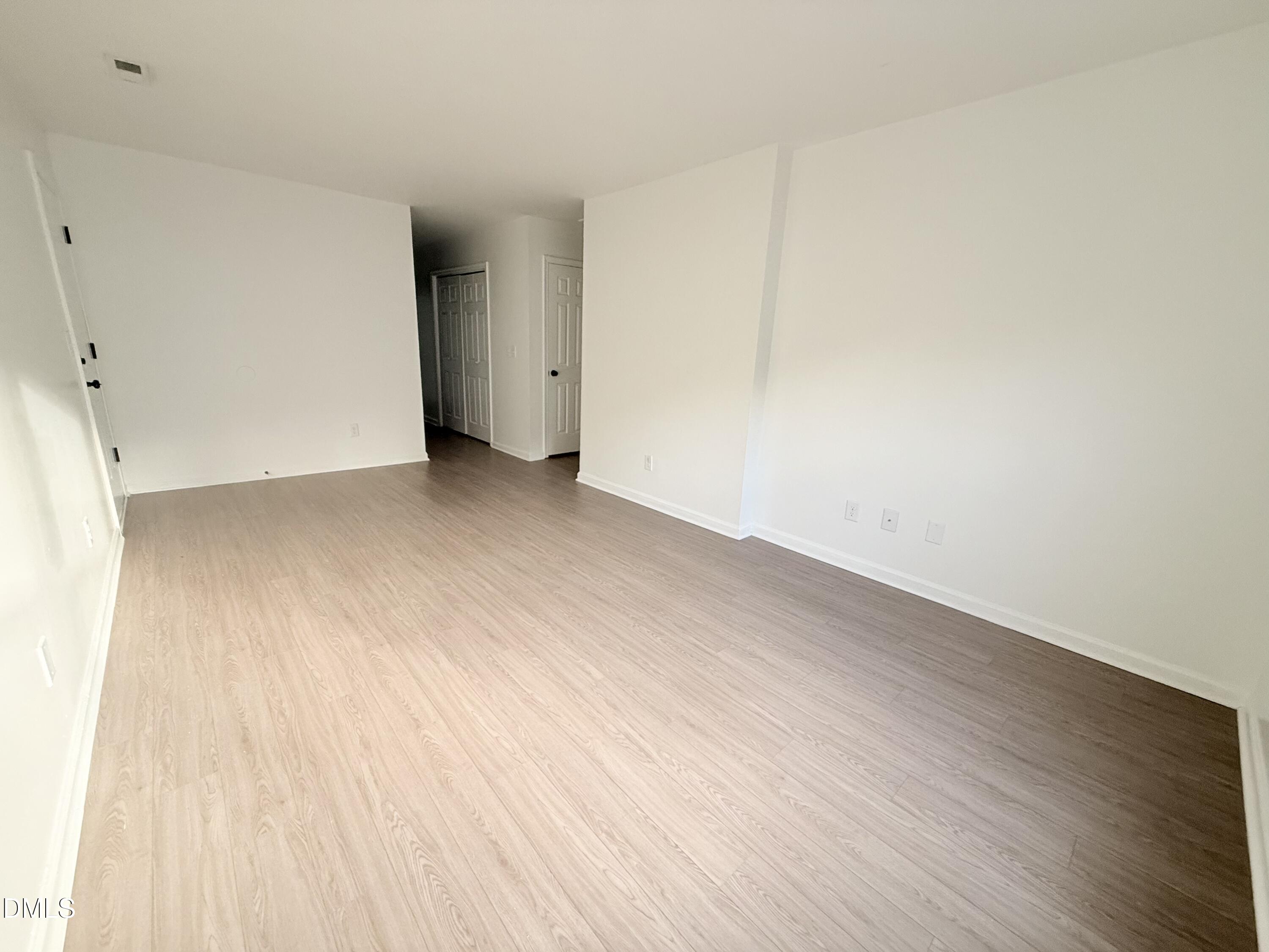 355 W Oak Avenue C Property Photo 5