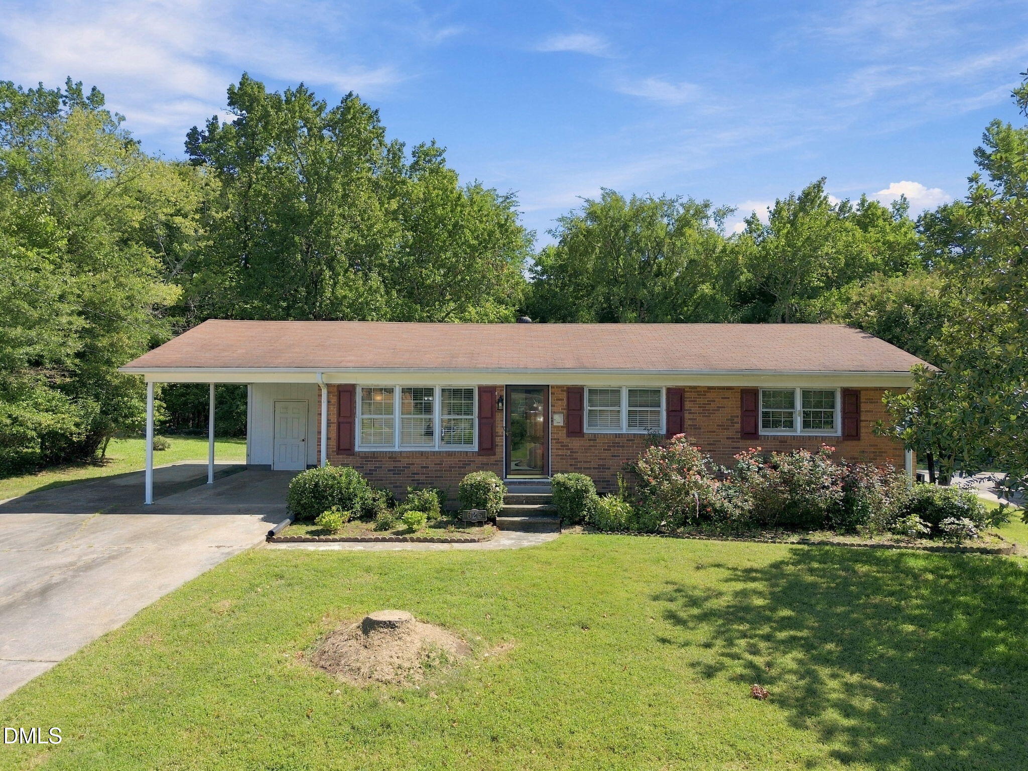 625 Holly Street Property Photo 1