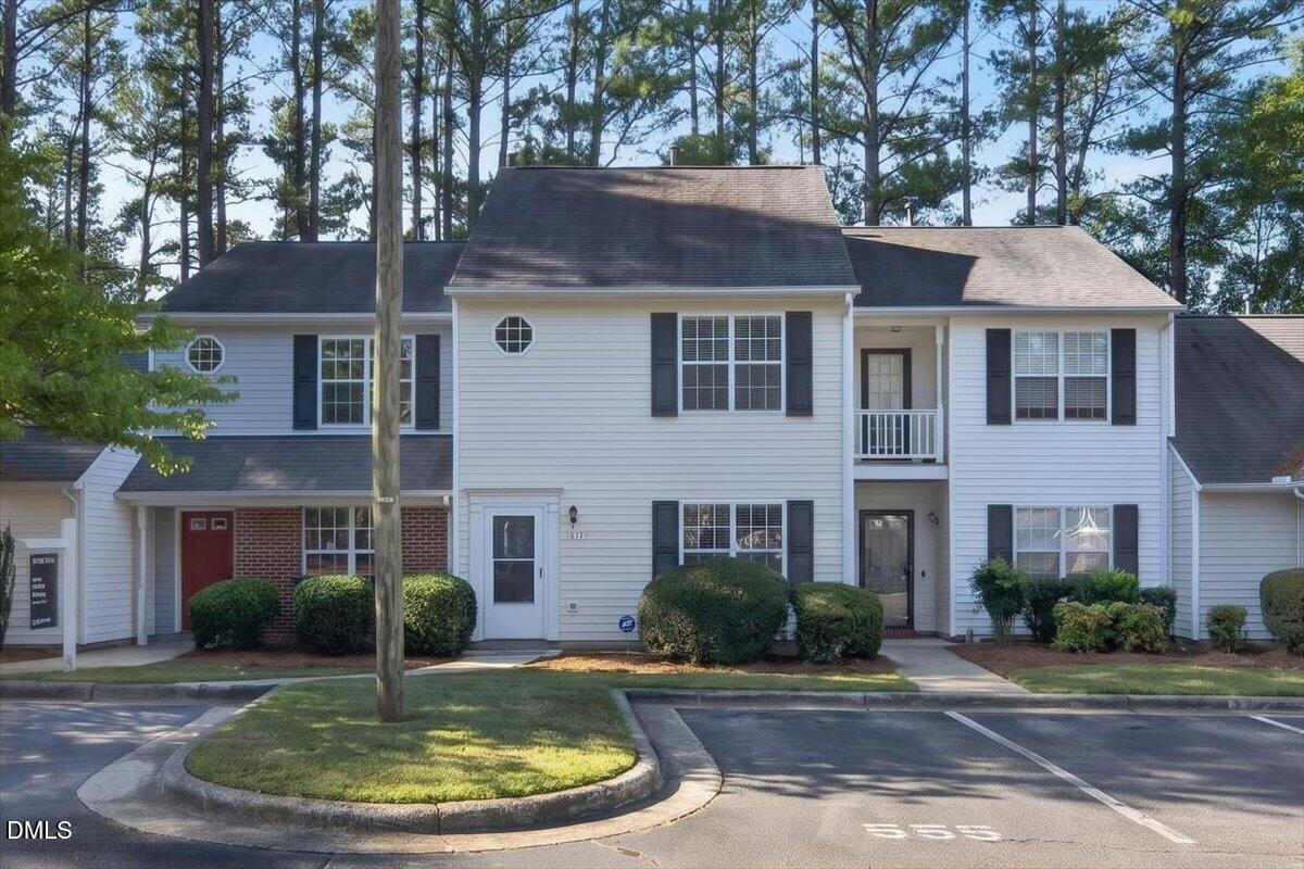 5553 Fieldcross Court Property Photo 1