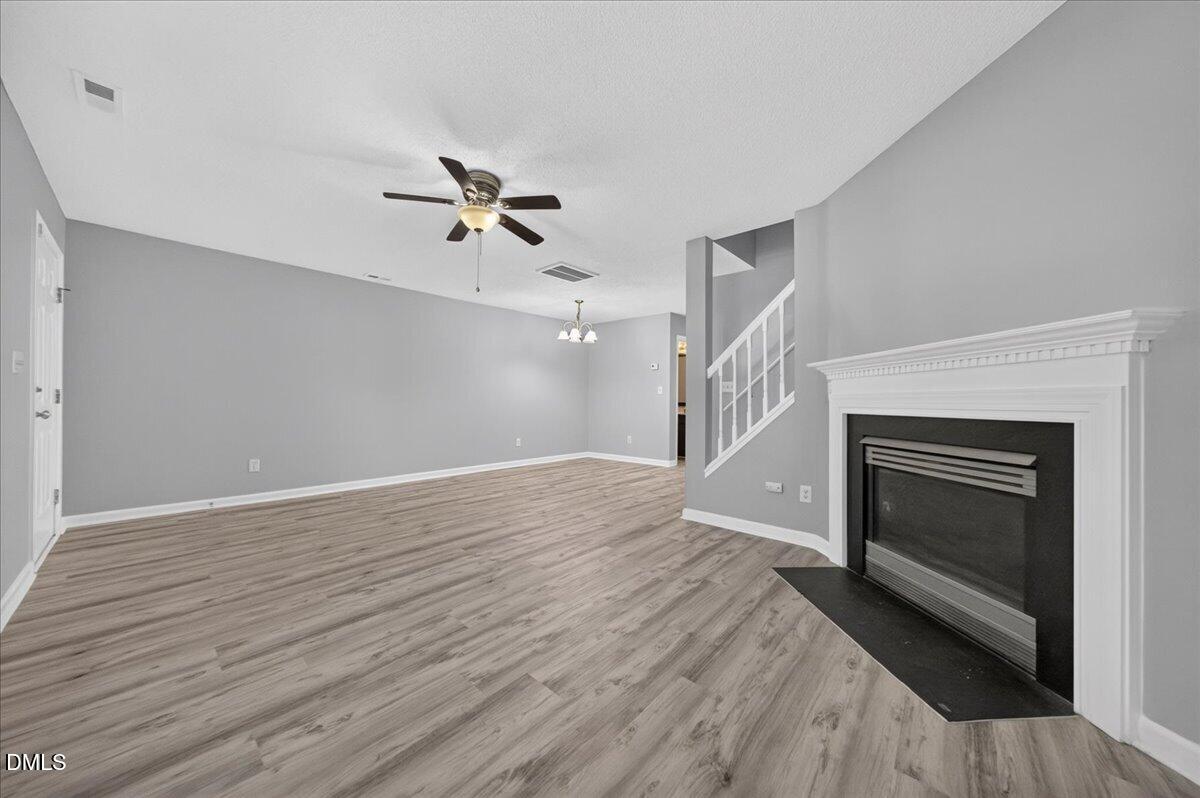 5553 Fieldcross Court Property Photo 7