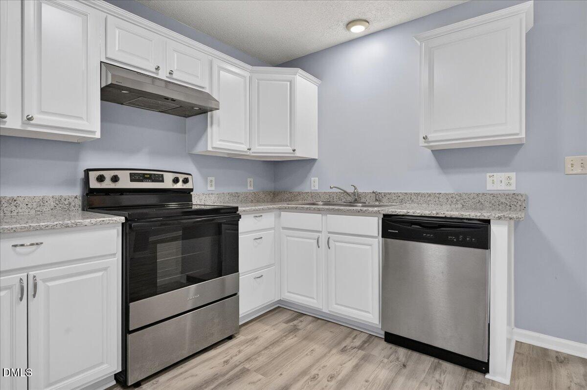 5553 Fieldcross Court Property Photo 11