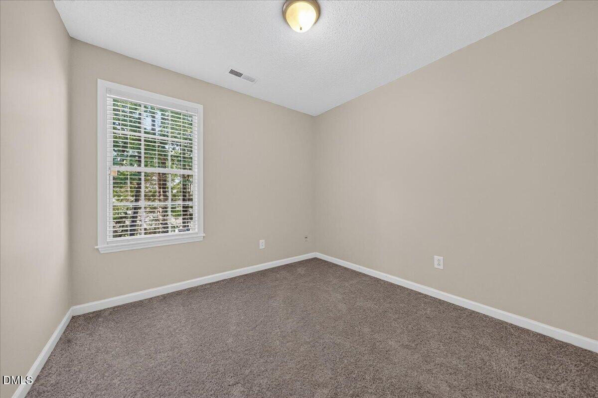 5553 Fieldcross Court Property Photo 17