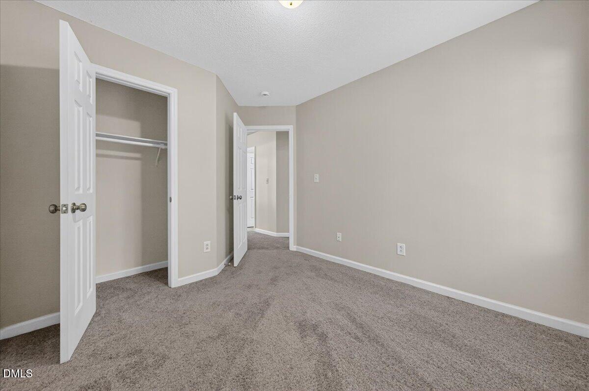5553 Fieldcross Court Property Photo 19