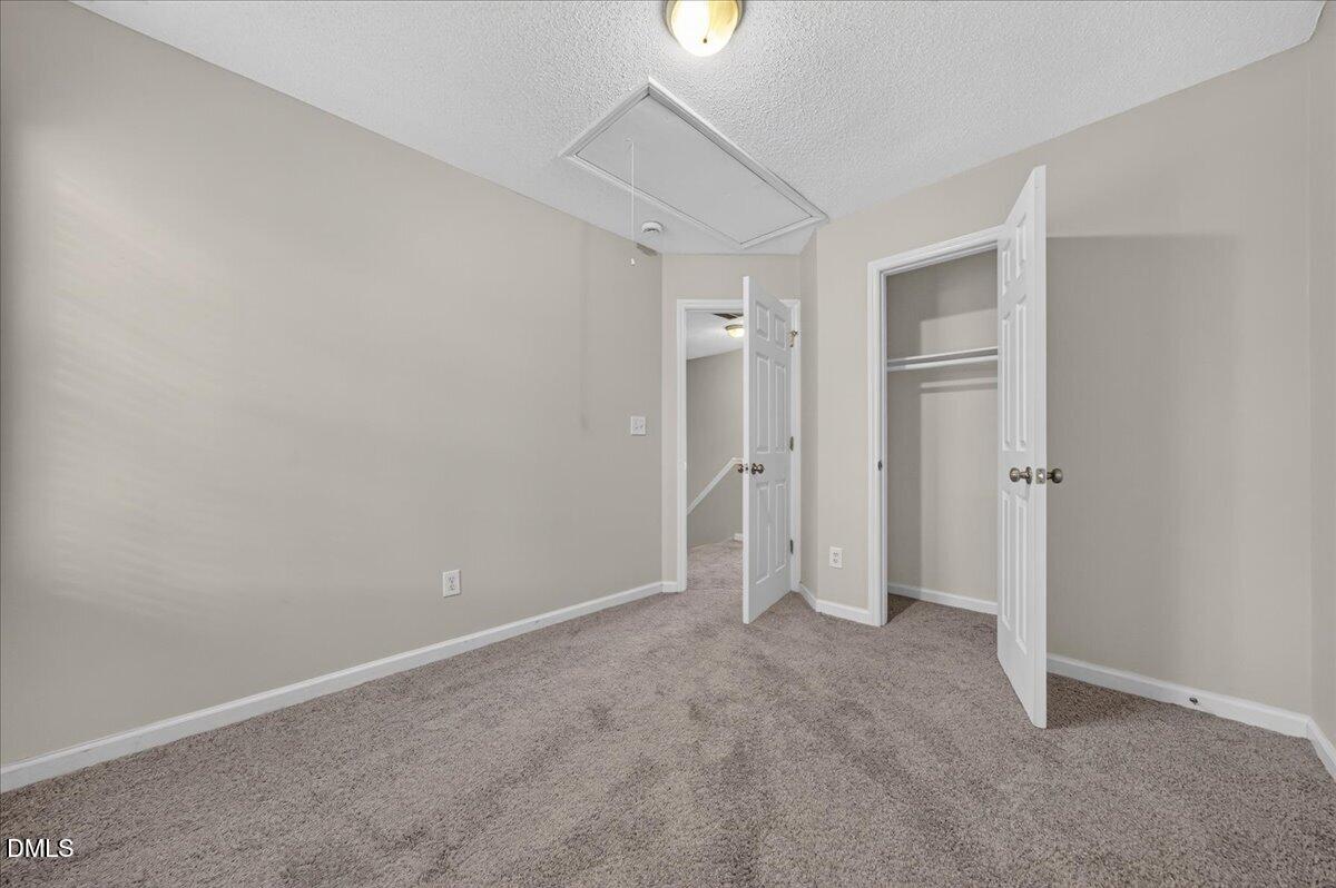 5553 Fieldcross Court Property Photo 20