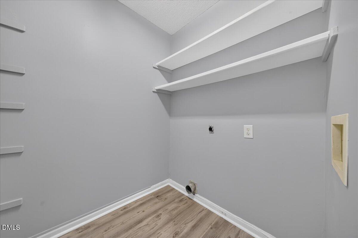 5553 Fieldcross Court Property Photo 21