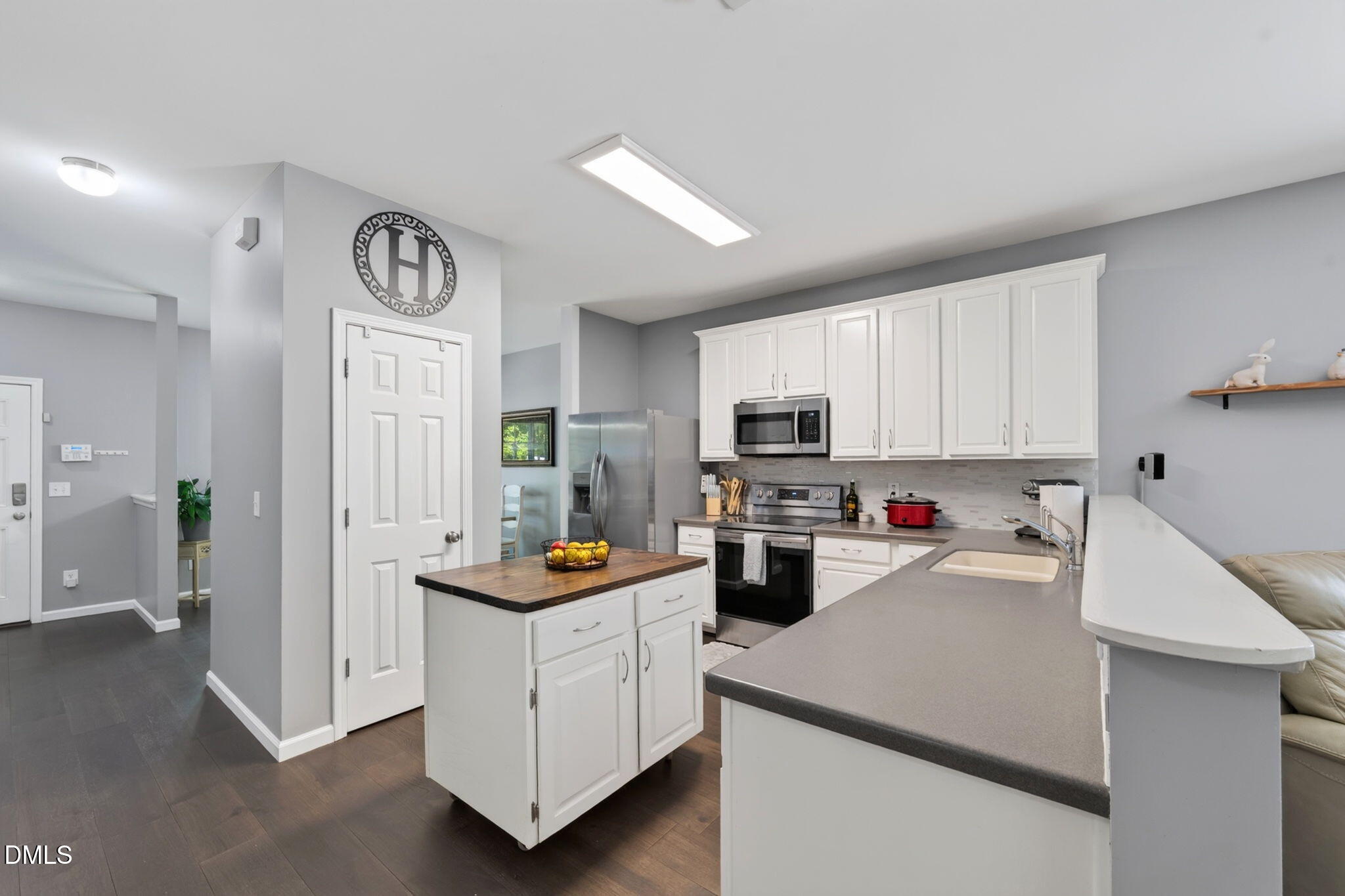1609 Brambleton Court Property Photo 8
