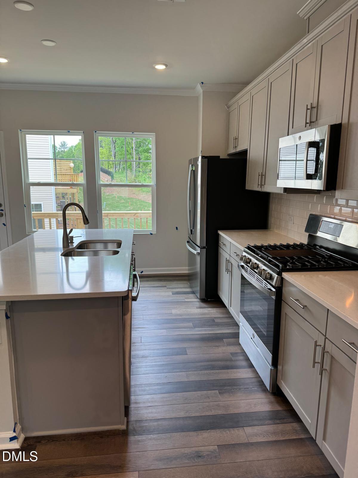 1056 Lily Loch Way Property Photo 18