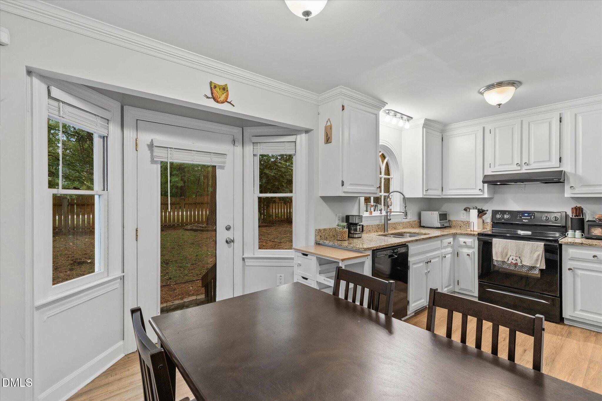 3 Weathergreen Court Property Photo 6
