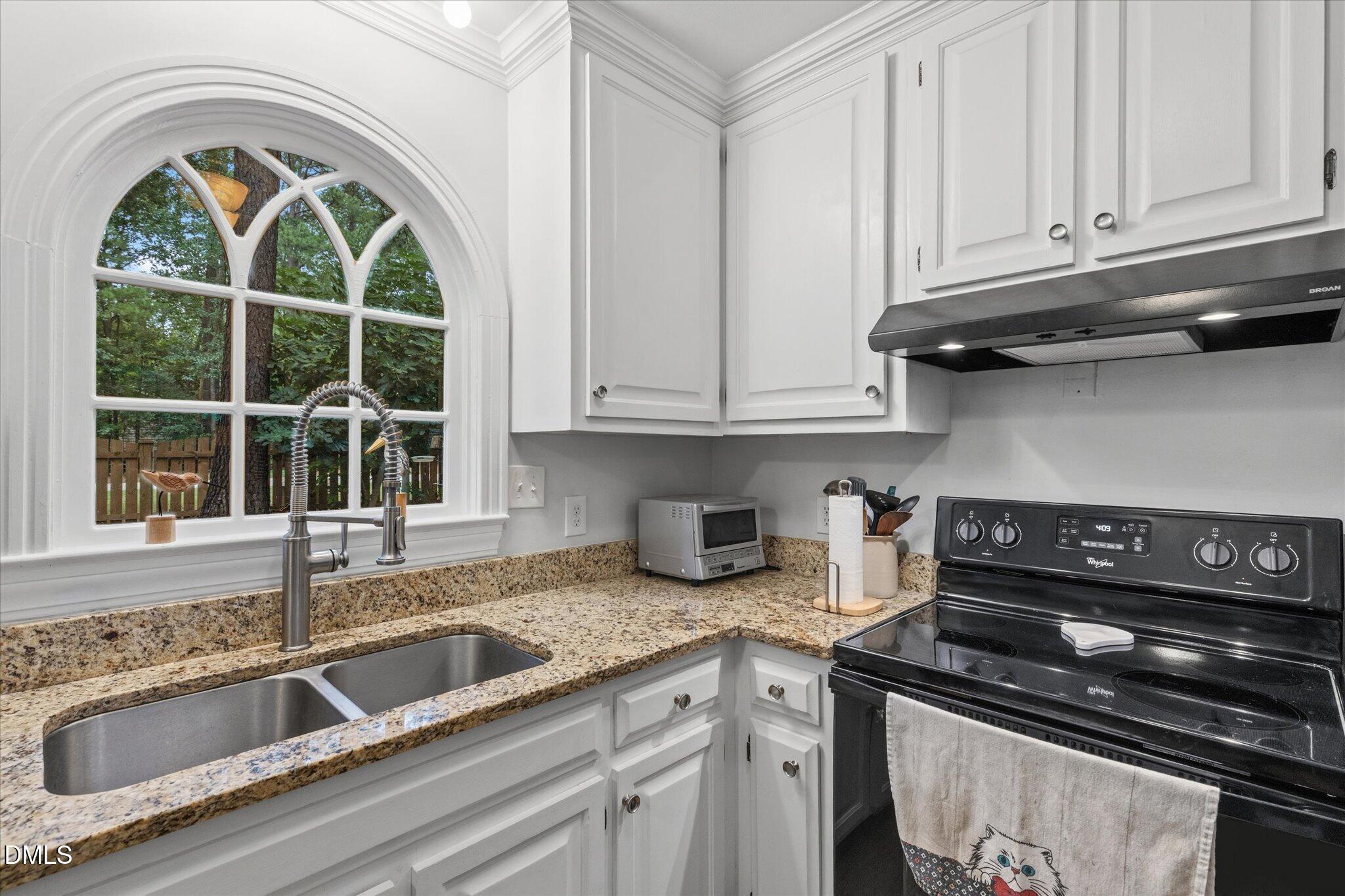 3 Weathergreen Court Property Photo 8