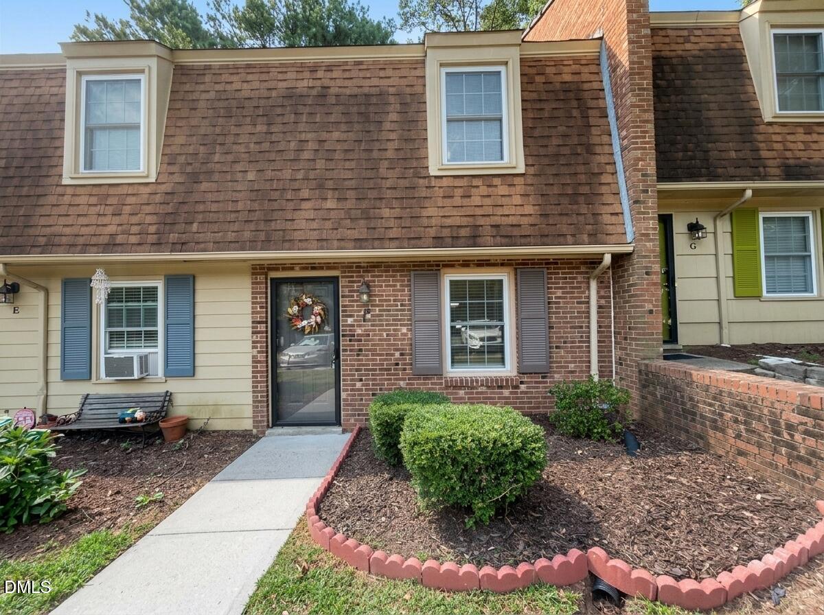 4703 Blue Bird Court F Property Photo 2