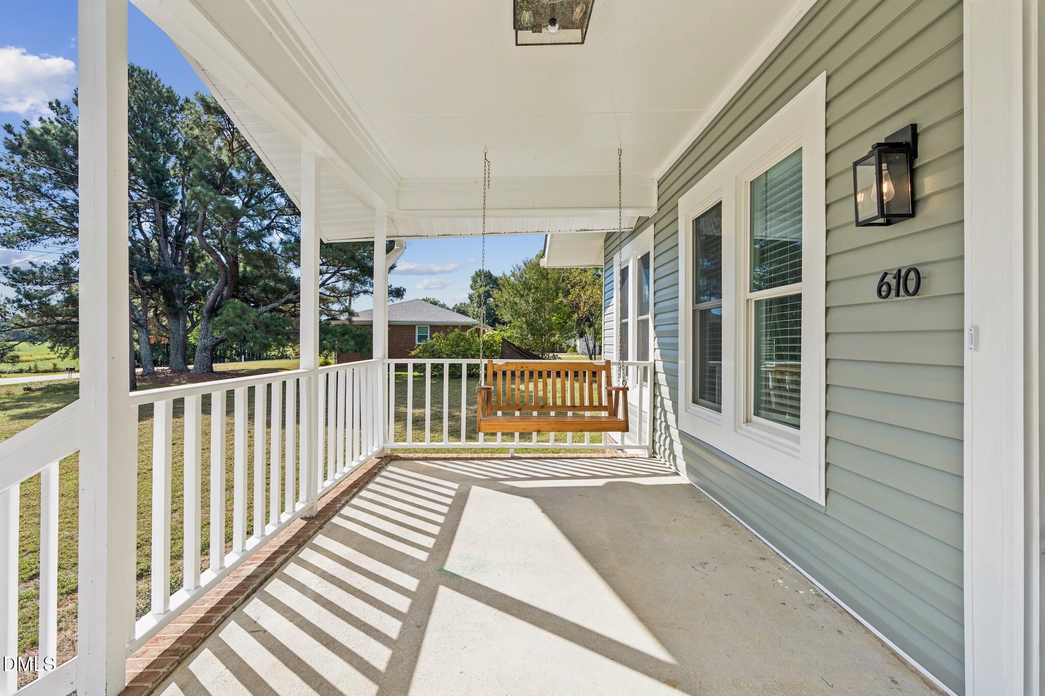 610 S Wakefield Street Property Photo 9