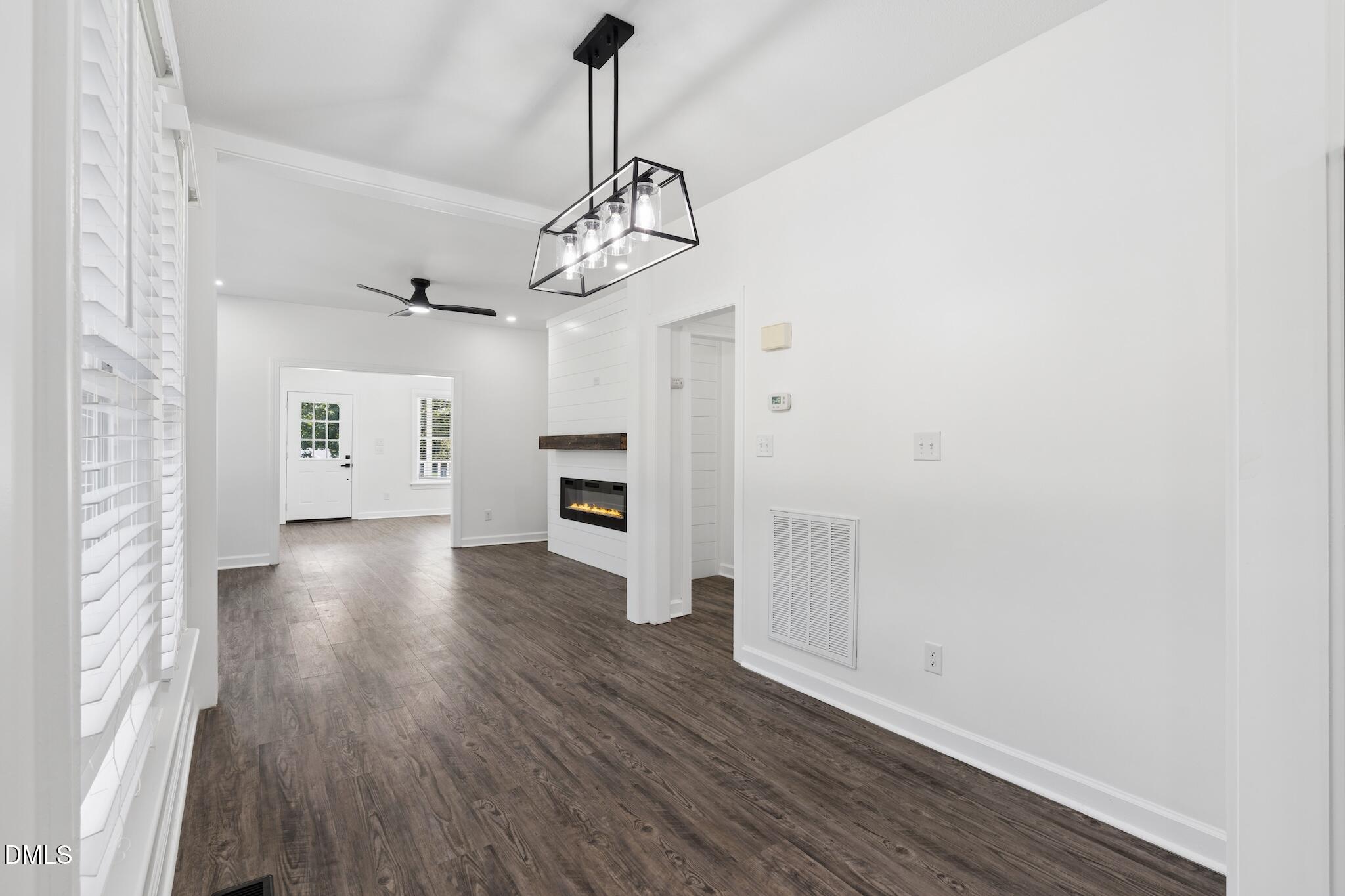610 S Wakefield Street Property Photo 28
