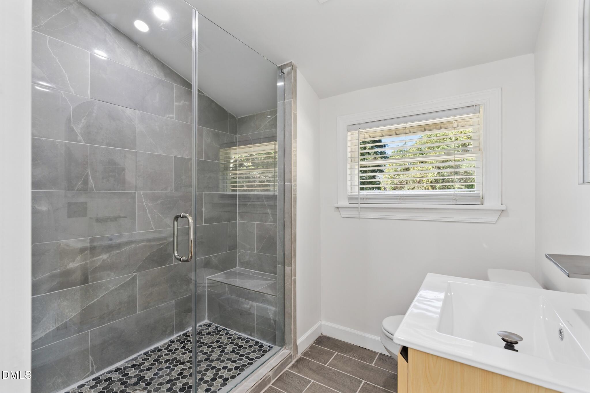 610 S Wakefield Street Property Photo 38