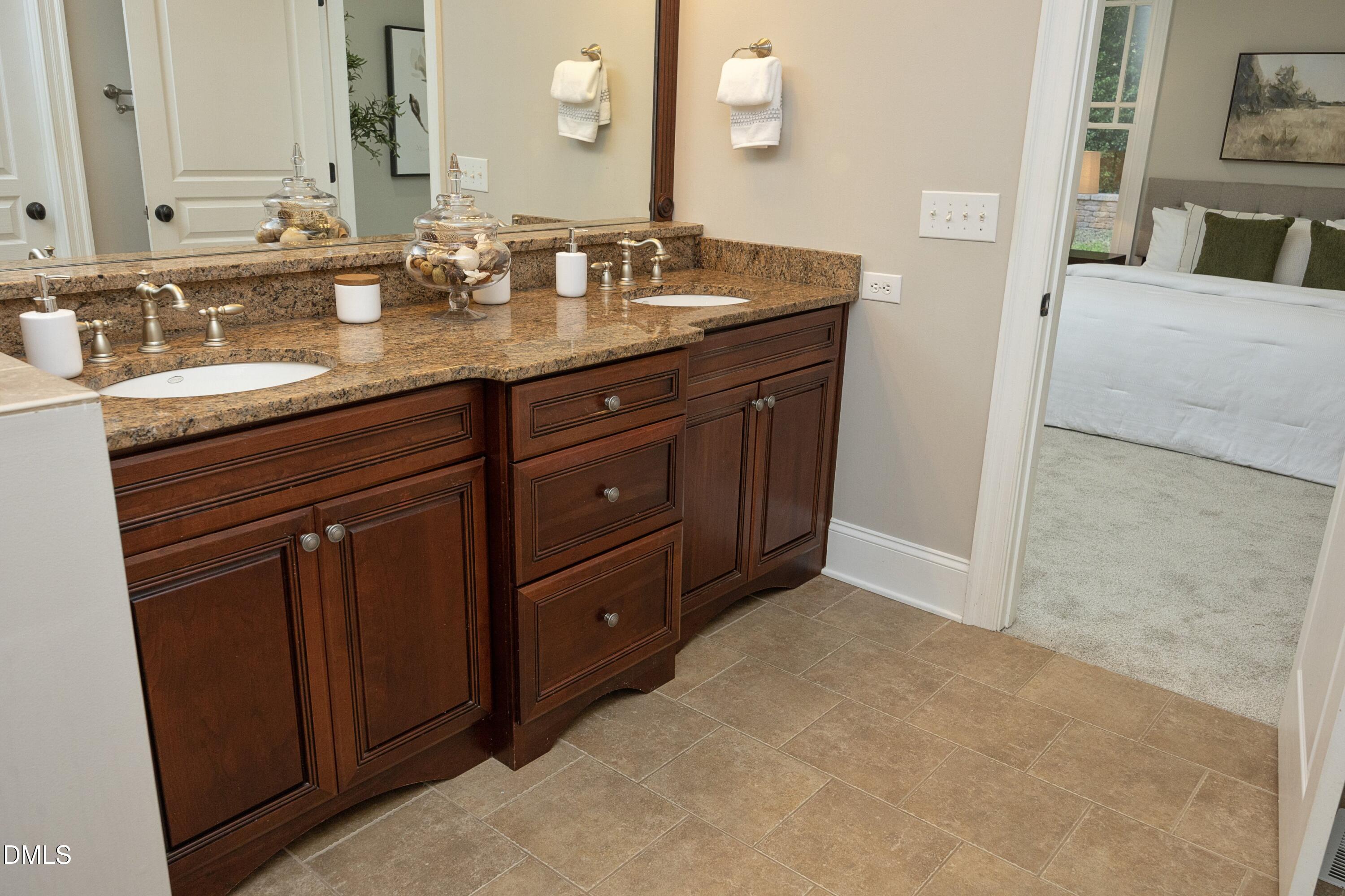 1407 Nottingham Road Property Photo 29