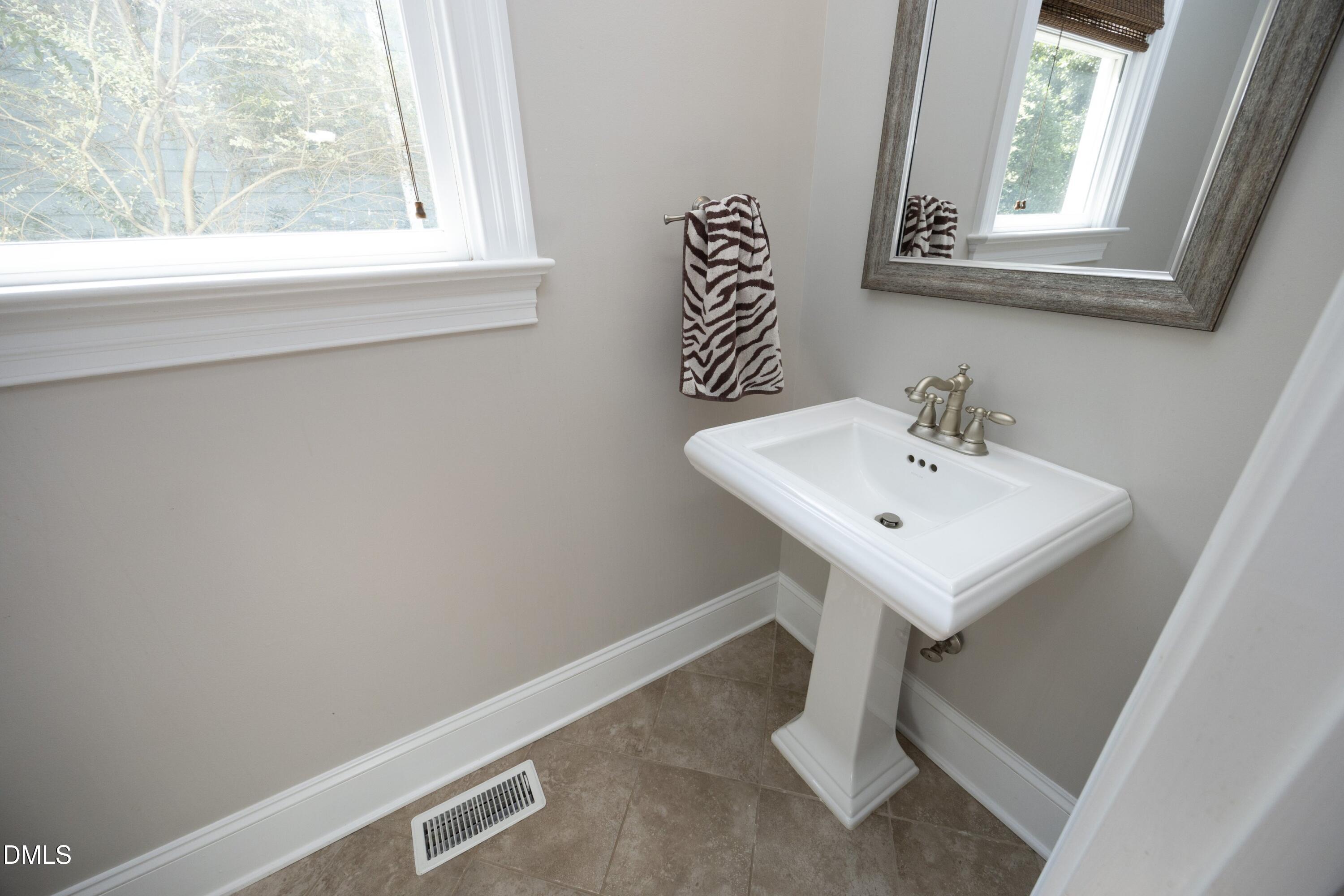 1407 Nottingham Road Property Photo 34