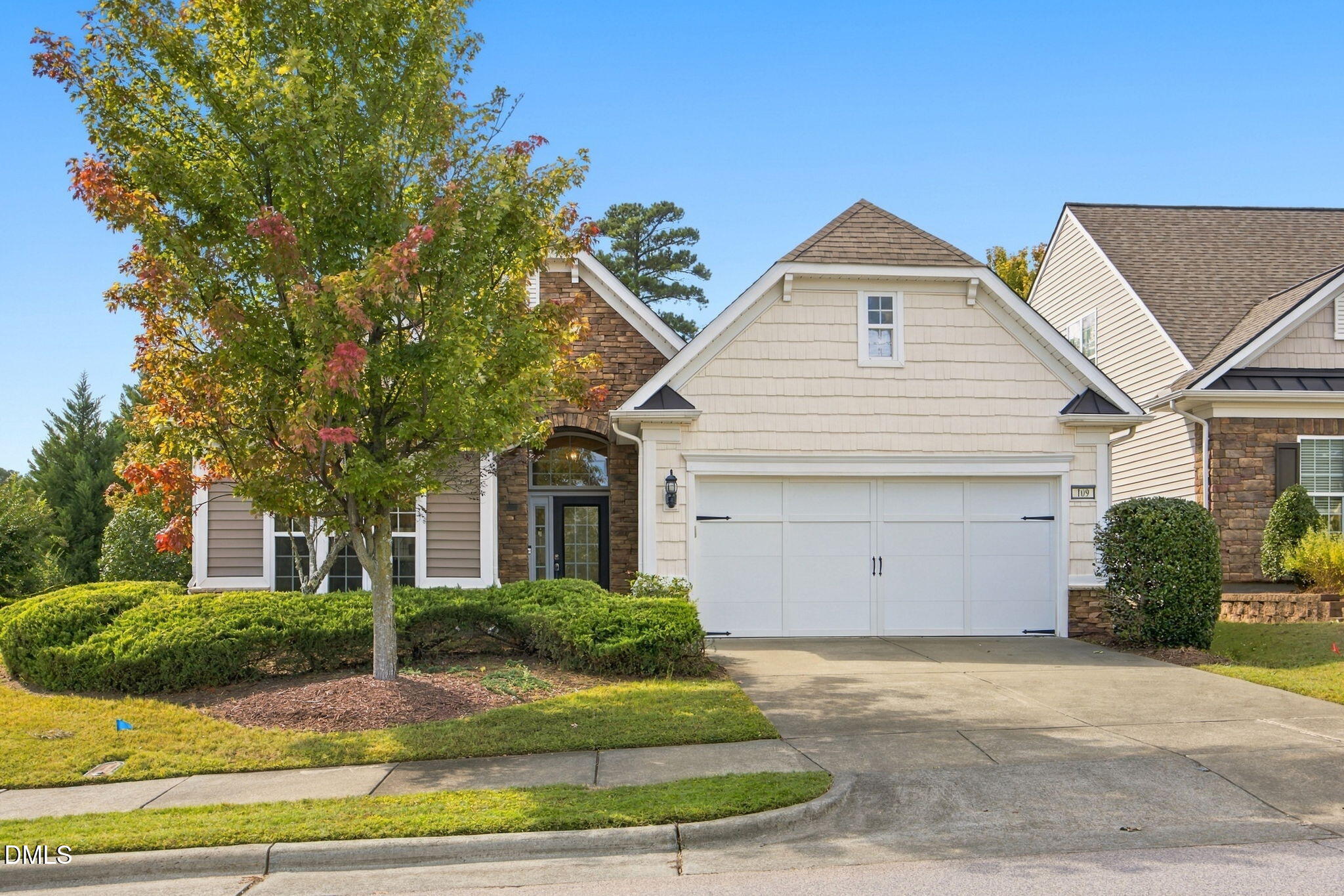 109 Abbey View Way Property Photo 3