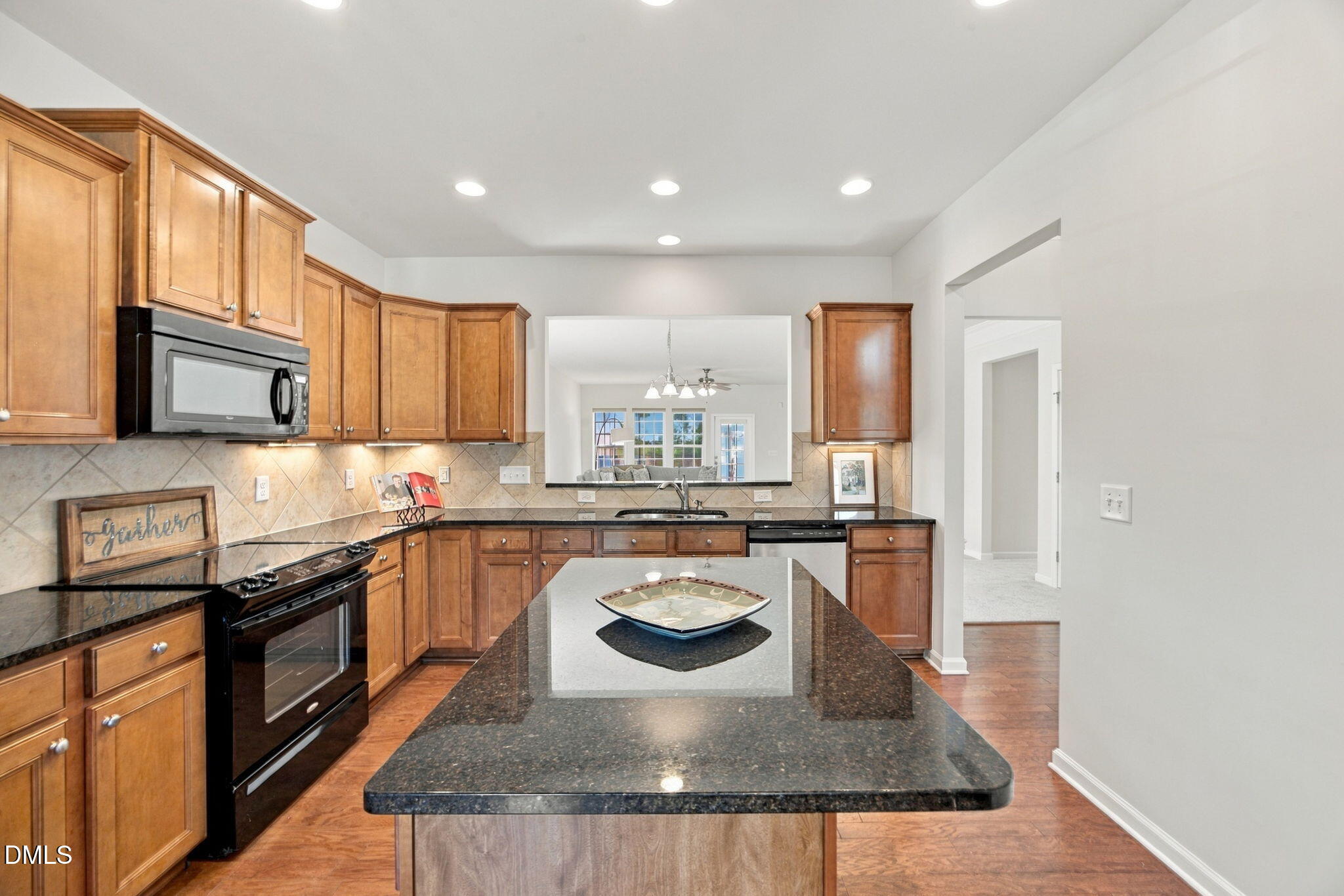 109 Abbey View Way Property Photo 9