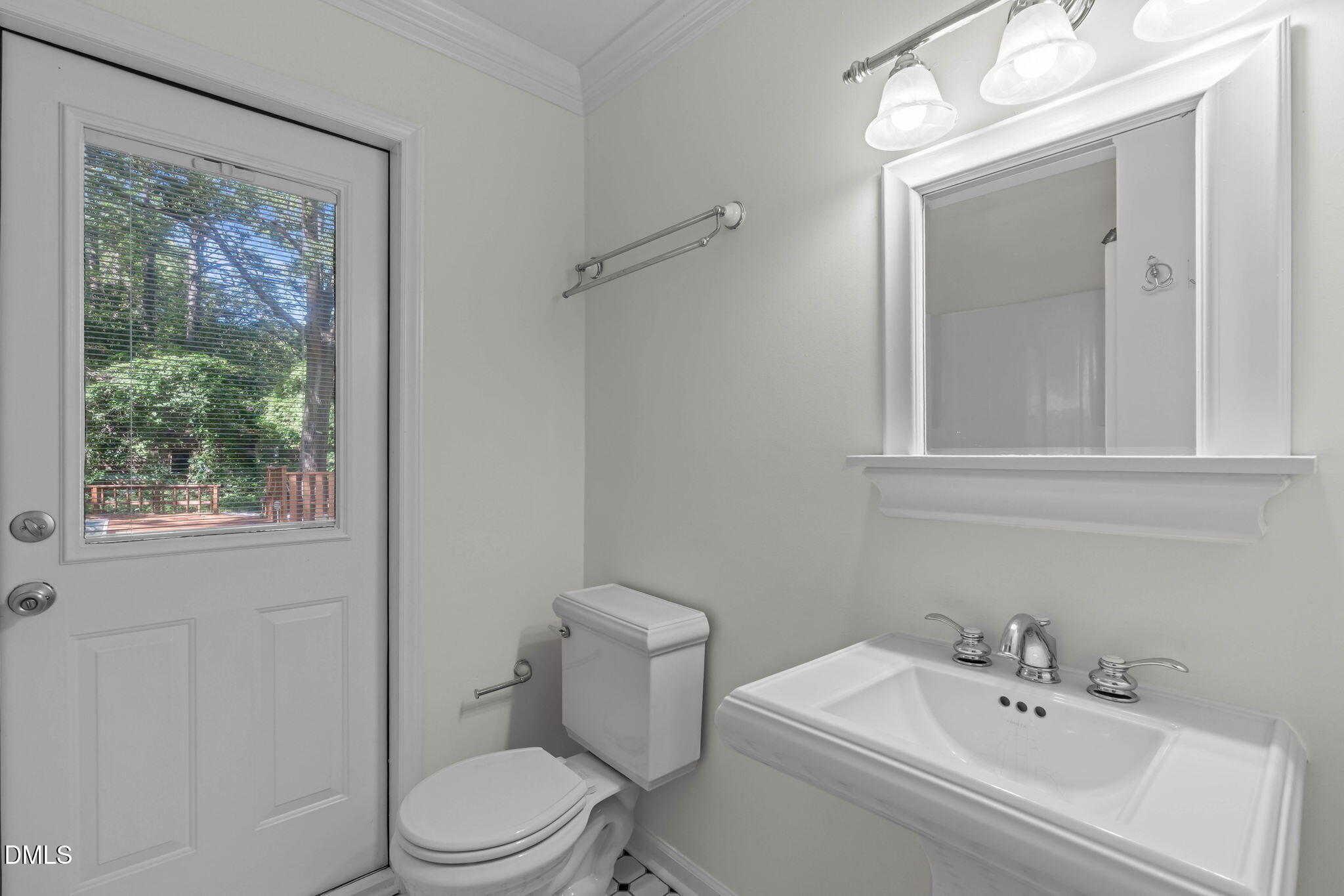 600 Churchill Drive Property Photo 23