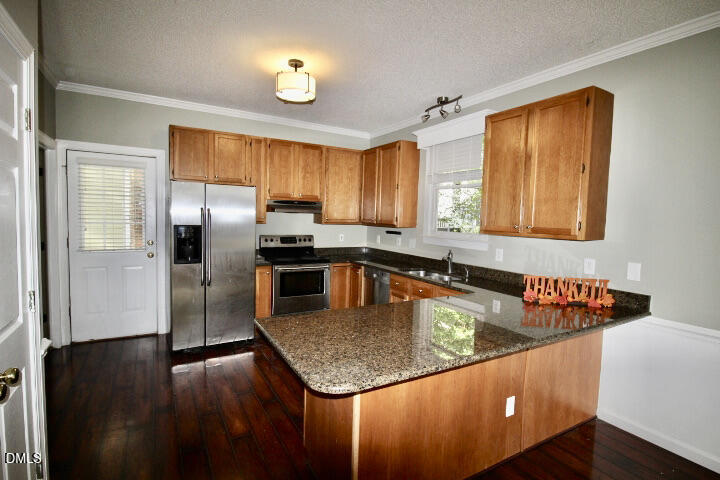 106 Fox View Place Property Photo 4