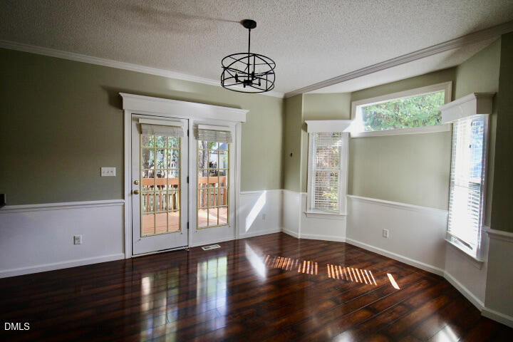 106 Fox View Place Property Photo 6