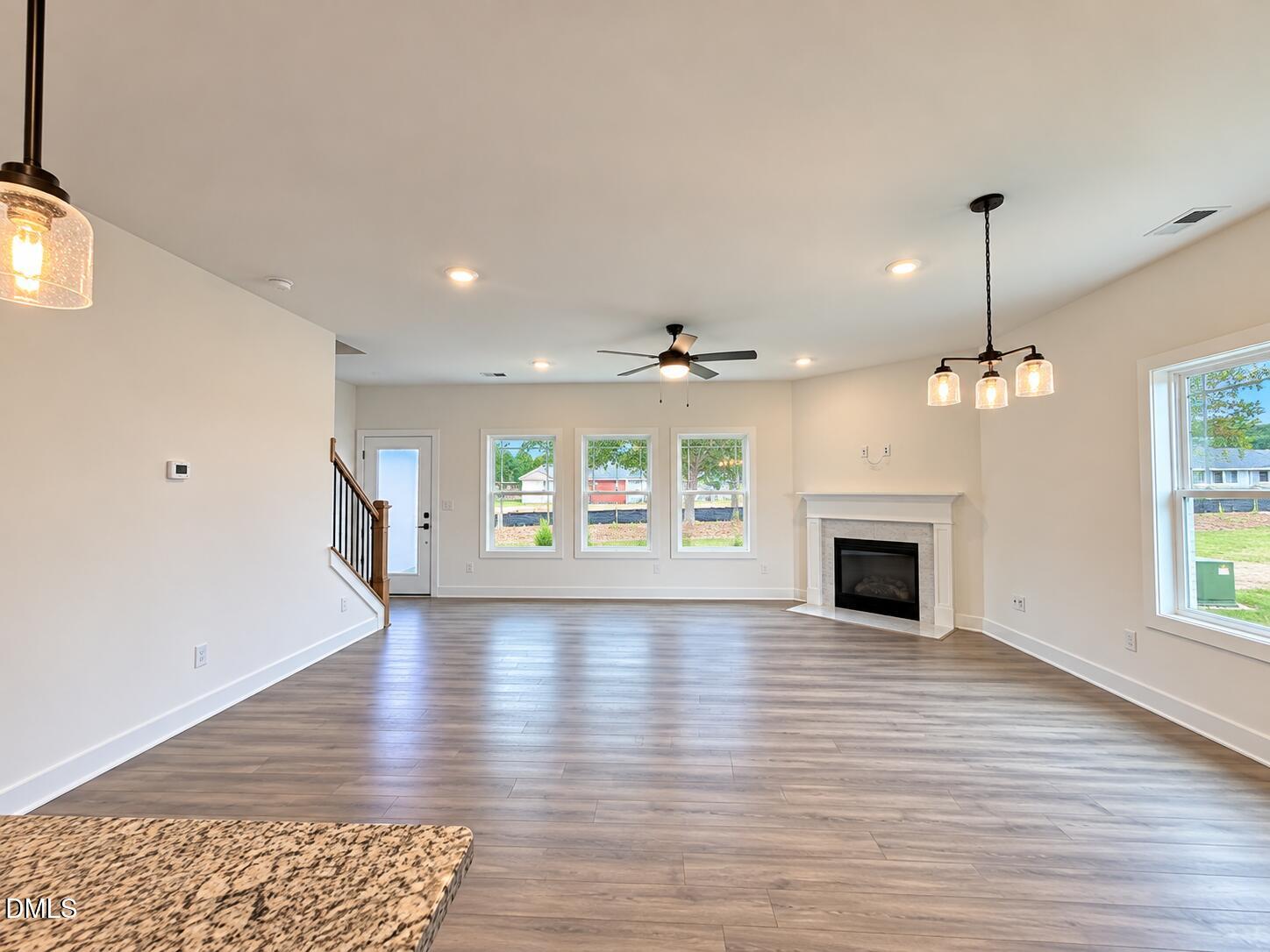2010 Tharrington Way Property Photo 10
