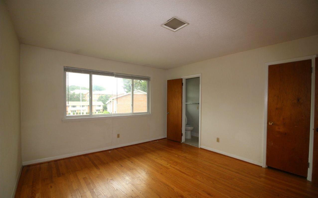 2333 Champion Court Property Photo 7