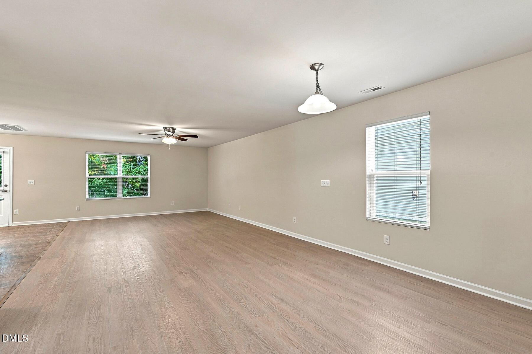8147 Feldwig Property Photo 4