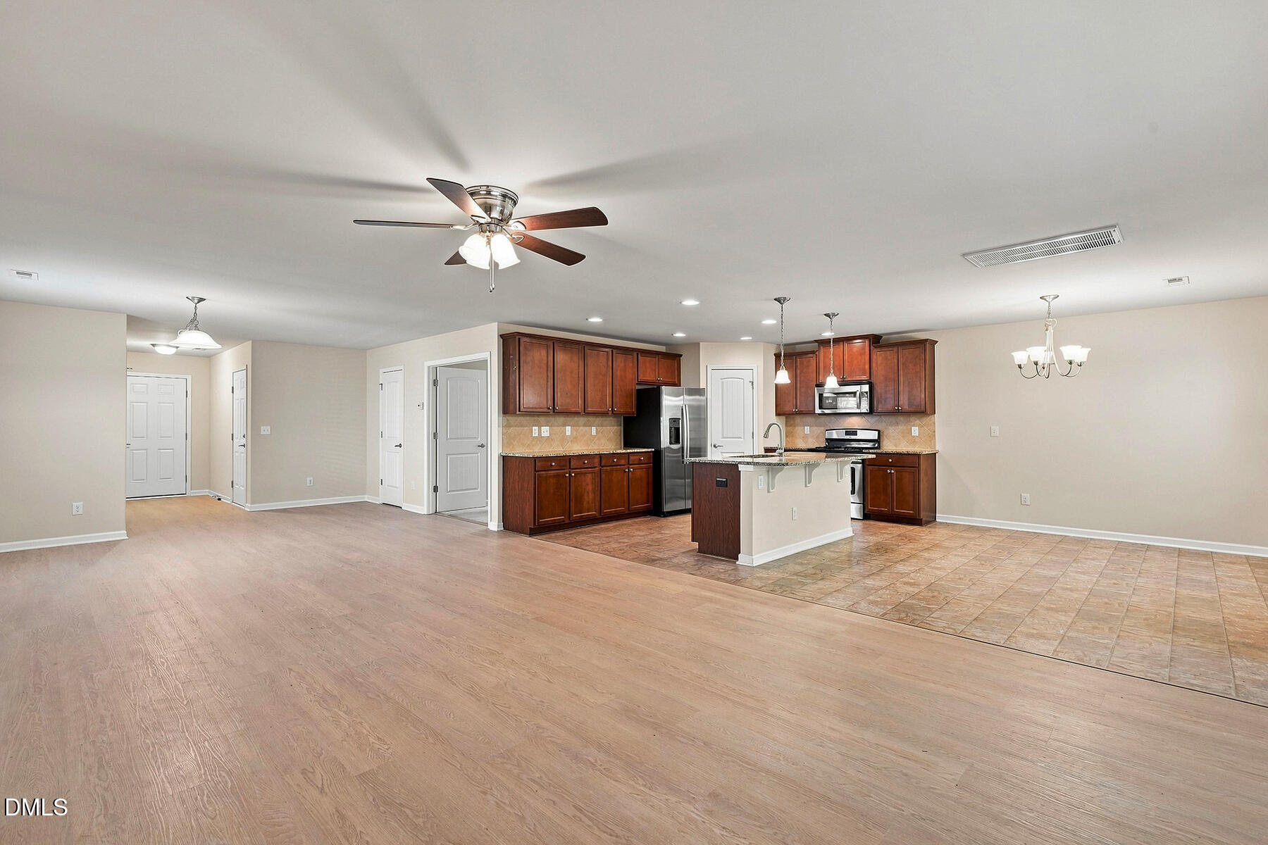 8147 Feldwig Property Photo 7