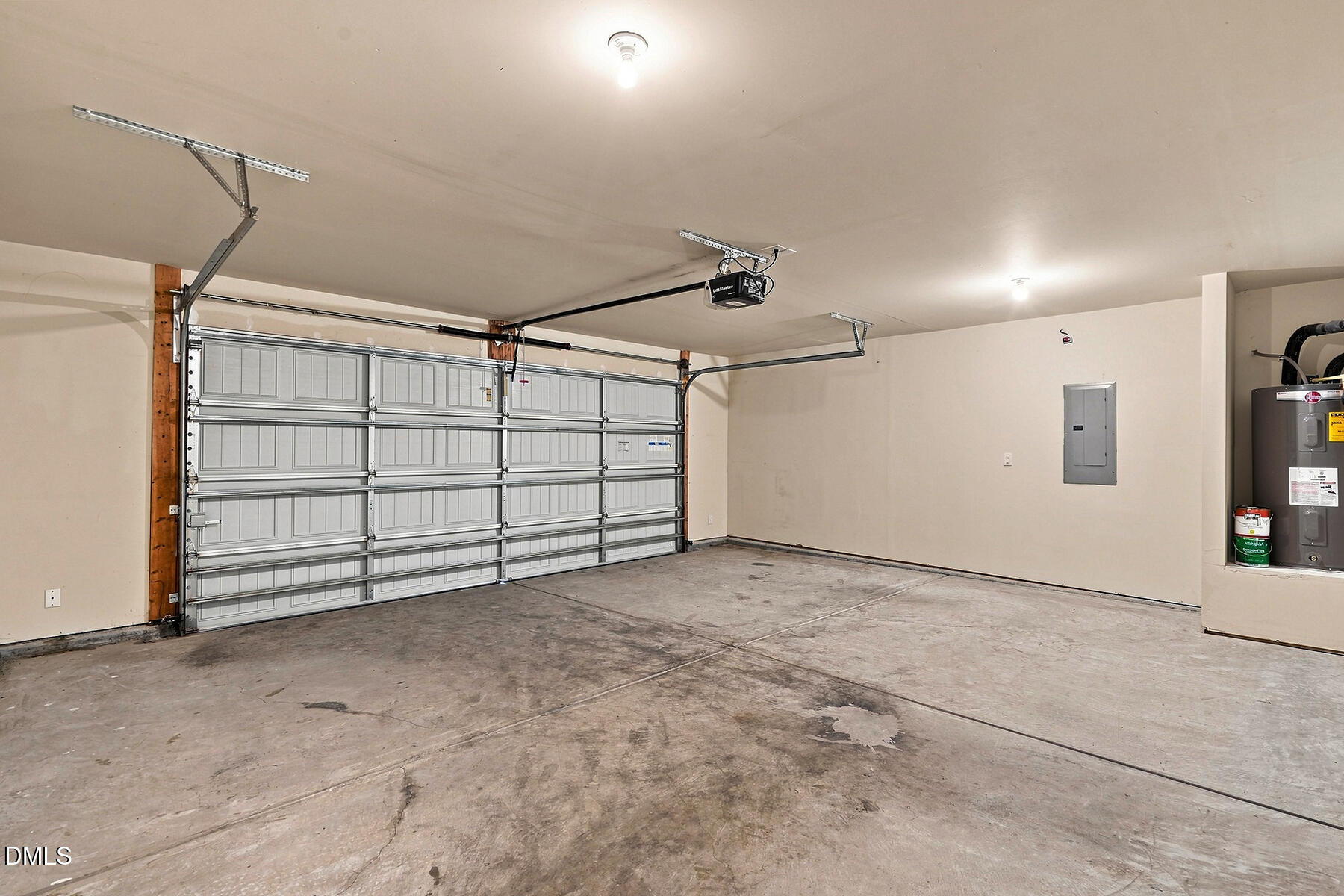 8147 Feldwig Property Photo 15