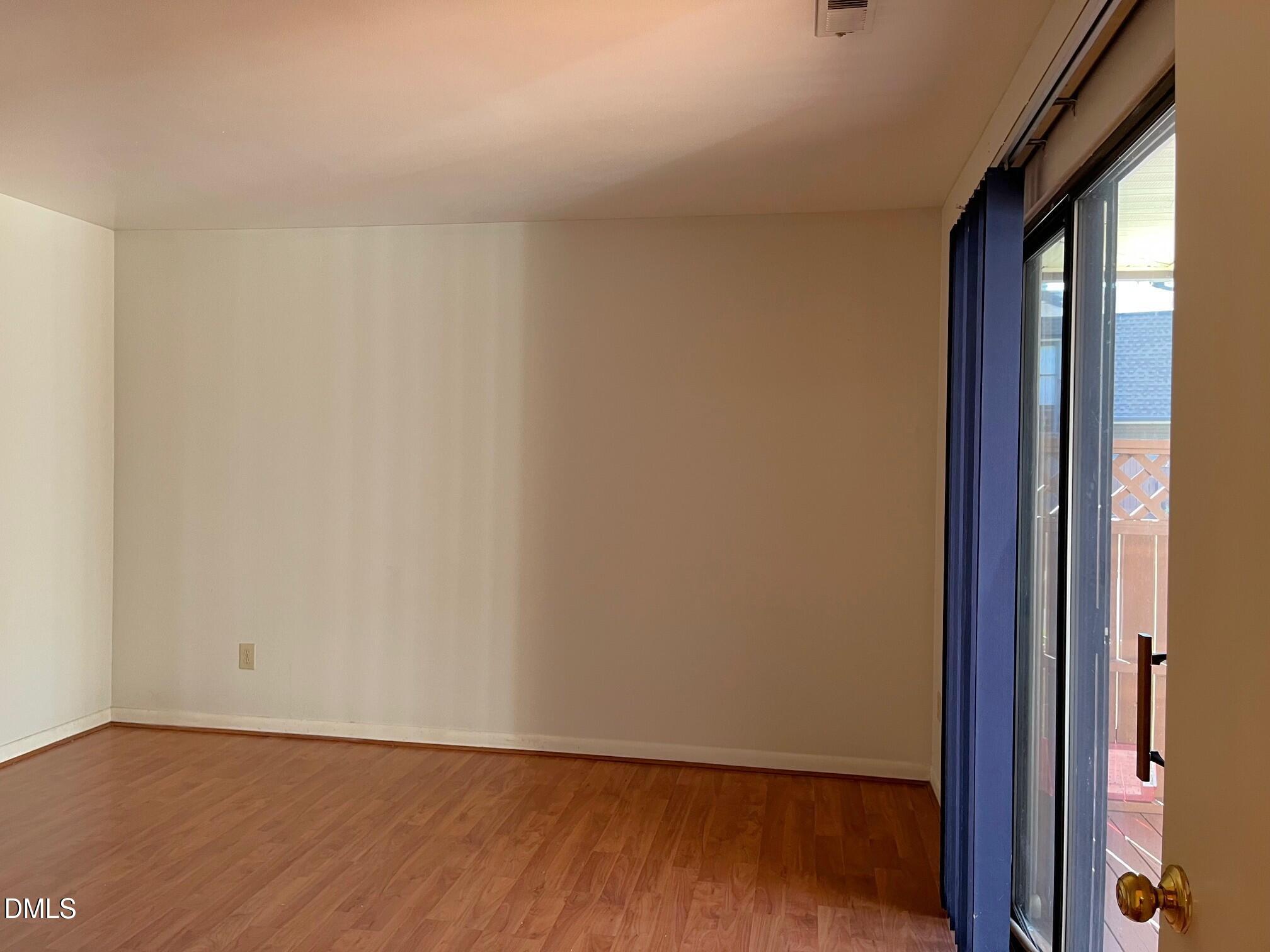 340 Summerwalk Circle Property Photo 8