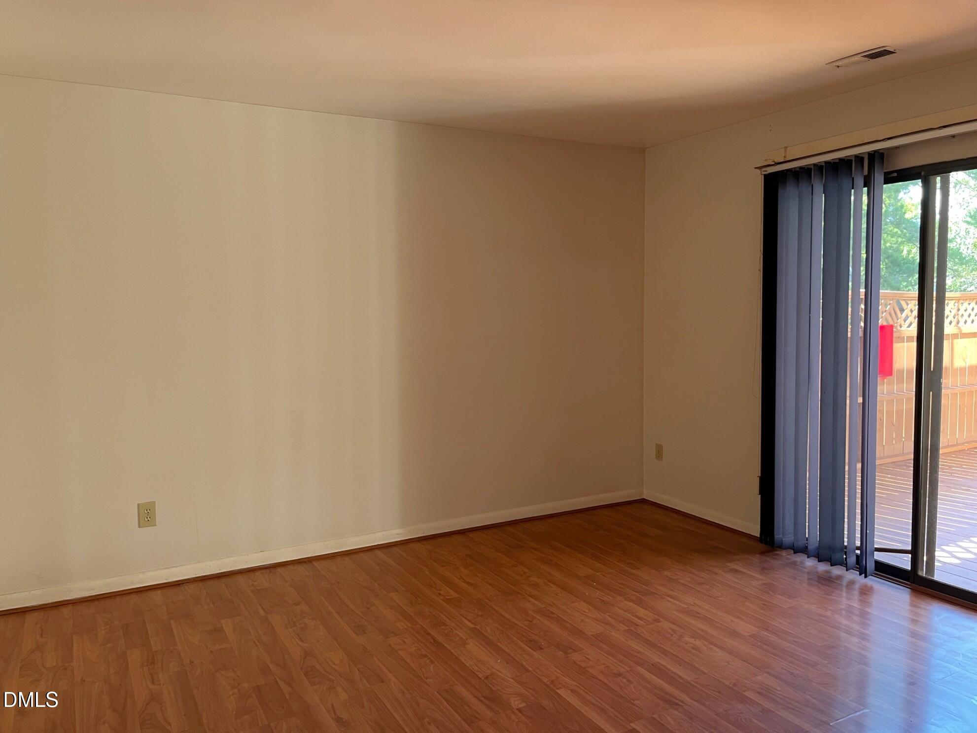 340 Summerwalk Circle Property Photo 10