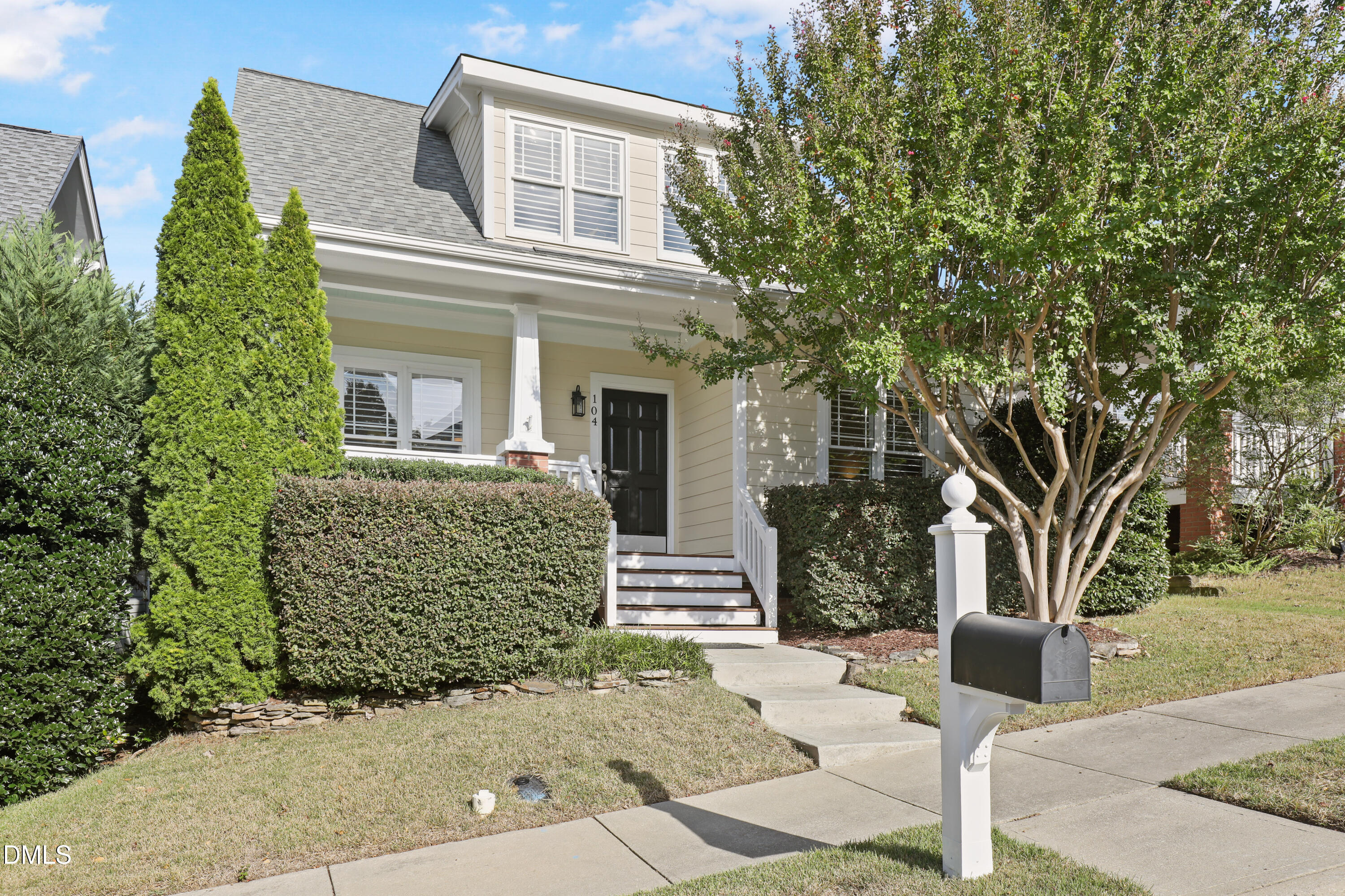 104 Garden Side Way Property Photo 1