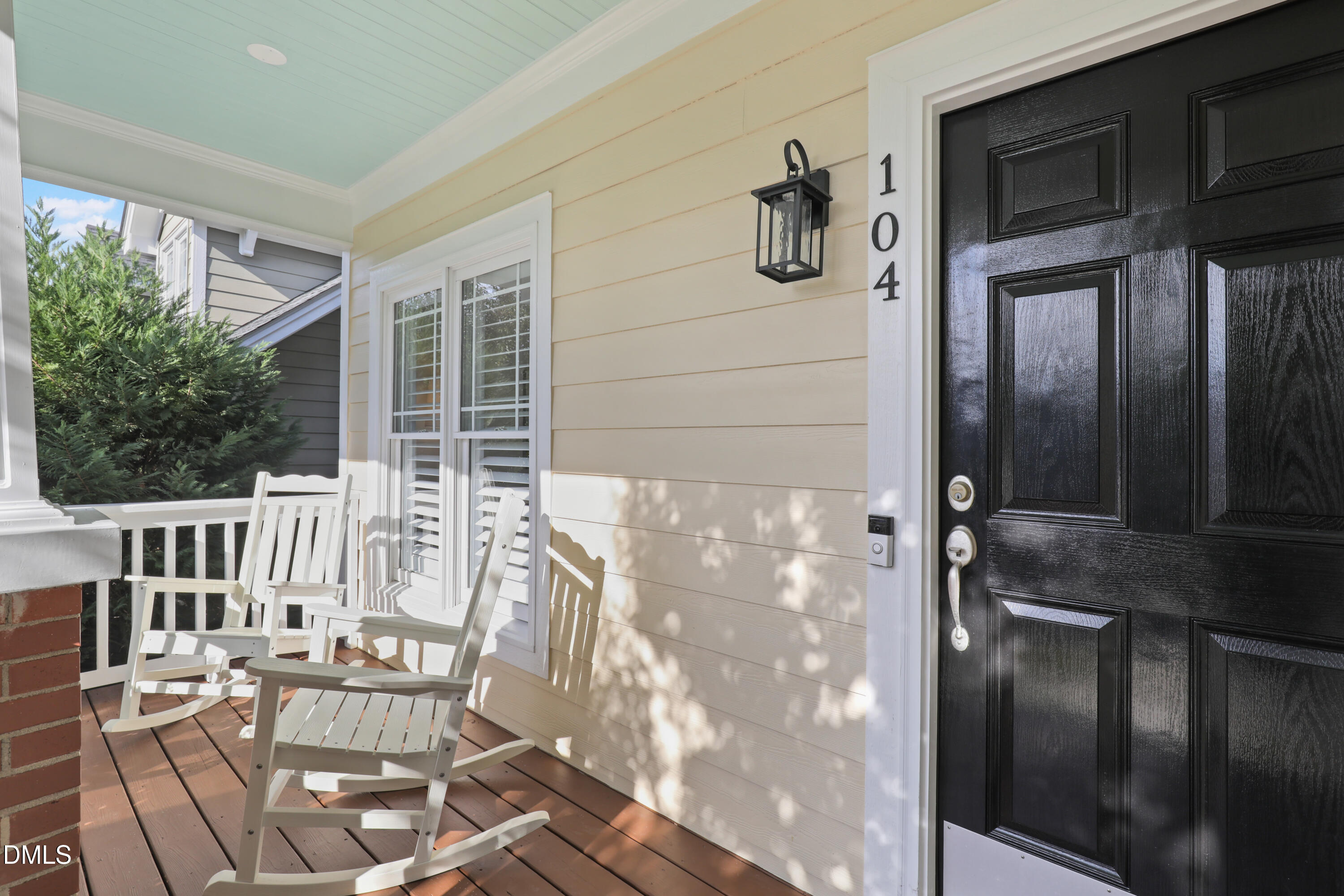 104 Garden Side Way Property Photo 2