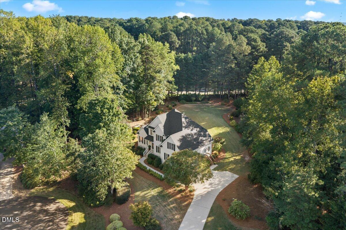 2620 Forest Lake Court Property Photo 2