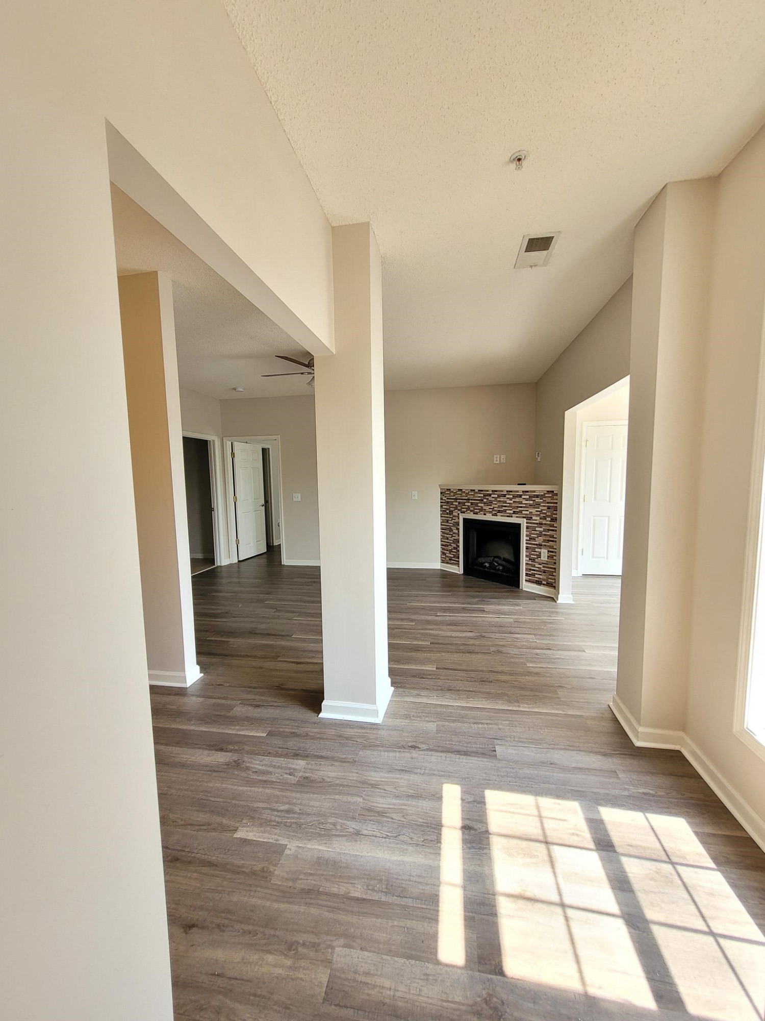 2511 Huntscroft Lane 201 Property Photo 2