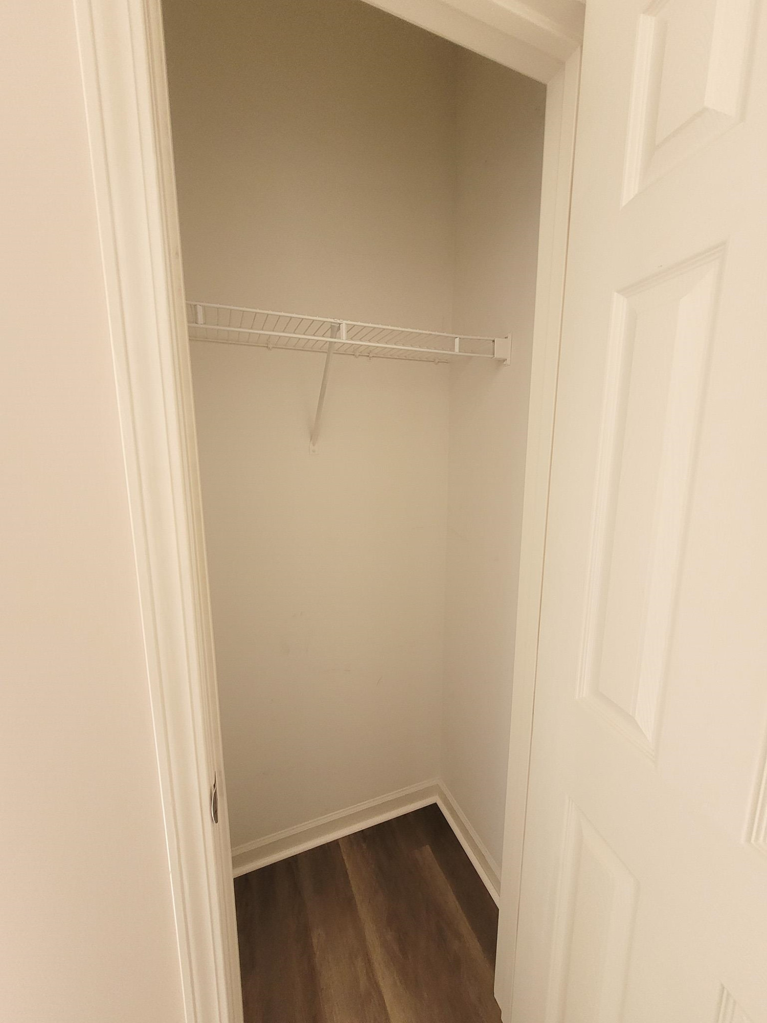 2511 Huntscroft Lane 201 Property Photo 3