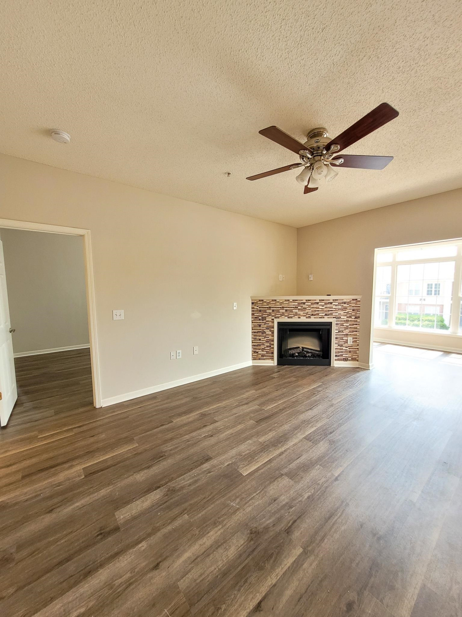 2511 Huntscroft Lane 201 Property Photo 14