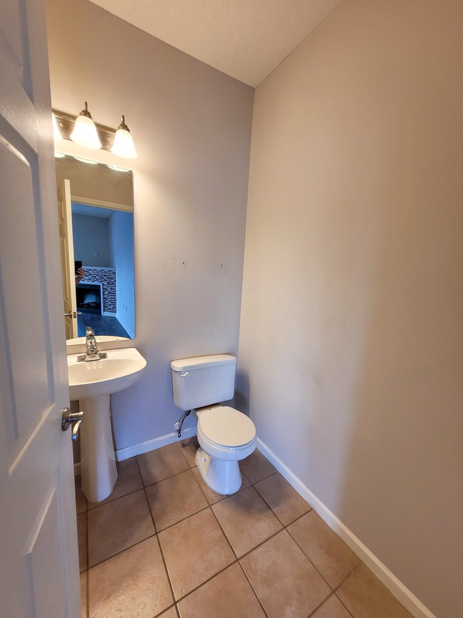 2511 Huntscroft Lane 201 Property Photo 20
